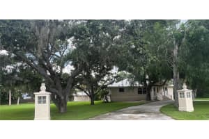 905 COLONIAL ROAD, VENICE, FL 34293 Sold 05/01/25