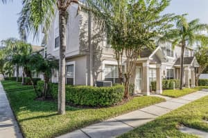 517 KENSINGTON LAKE CIRCLE, BRANDON, FL 33511 Sold 01/15/25