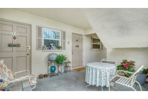 2875 SWIFTON DRIVE, SARASOTA, FL 34231 Sold 11/11/24