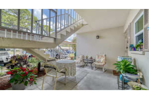 2875 SWIFTON DRIVE, SARASOTA, FL 34231 Sold 11/11/24