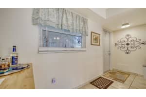 2875 SWIFTON DRIVE, SARASOTA, FL 34231 Sold 11/11/24