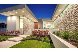 4526 BAY SHORE ROAD, SARASOTA, FL 34234 Sold 12/16/24