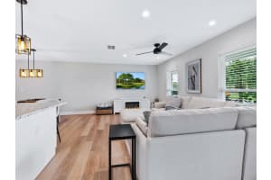 3753 ALLENWOOD STREET, SARASOTA, FL 34232 Sold 11/15/24