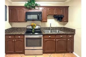 1106 26TH AVE W, BRADENTON, FL 34205 Sold 01/10/25