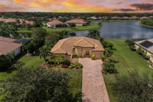 514 COUNTRY MEADOWS WAY, BRADENTON, FL 34212 Sold 12/02/24