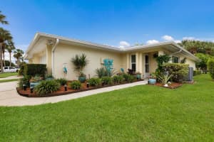 5725 CENTER POINTE LANE, SARASOTA, FL 34233 Sold 12/18/24