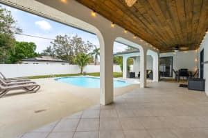 4003 VELARDE LANE, SARASOTA, FL 34235 Sold 02/01/25