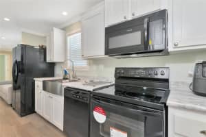 6421 KILOHEE COURT, NORTH PORT, FL 34287 - MLS#MFRA4626314
