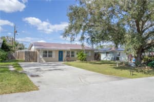 2320 AMANDA DRIVE, SARASOTA, FL 34232 Sold 12/23/24