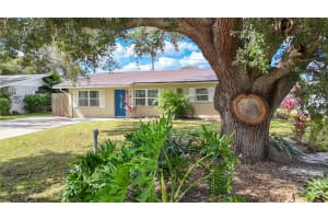 2320 AMANDA DRIVE, SARASOTA, FL 34232 Sold 12/23/24