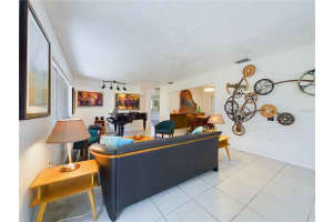 2727 ASPINWALL STREET, SARASOTA, FL 34237 Sold 11/19/24