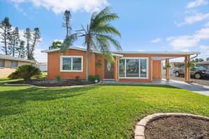 2704 BAYSHORE GARDENS PARKWAY, BRADENTON, FL 34207 Sold 01/22/25