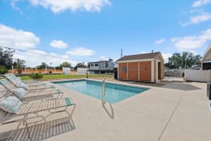 2704 BAYSHORE GARDENS PARKWAY, BRADENTON, FL 34207 Sold 01/22/25