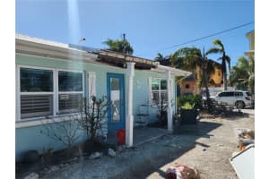 400 21ST PLACE, BRADENTON BEACH, FL 34217 Sold 11/15/24
