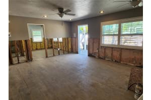 400 21ST PLACE, BRADENTON BEACH, FL 34217 Sold 11/15/24