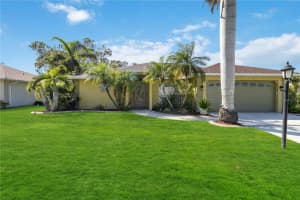 7724 37TH STREET, SARASOTA, FL 34243 Sold 12/10/24
