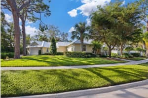 1750 SEMINOLE DRIVE, SARASOTA, FL 34239 Sold 01/08/25