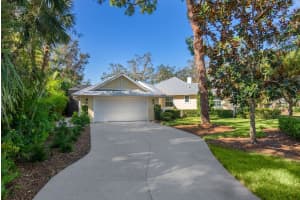 1750 SEMINOLE DRIVE, SARASOTA, FL 34239 Sold 01/08/25
