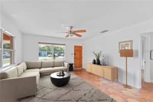 1841 BUCCANEER DRIVE, SARASOTA, FL 34231 - MLS#MFRA4626683