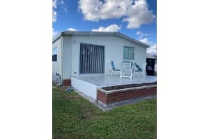 121 FIJI CIRCLE, ENGLEWOOD, FL 34223 Sold 11/15/24