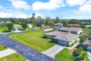 4471 MEADOW CREEK CIRCLE, SARASOTA, FL 34233 Sold 02/26/25