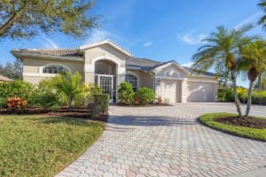 2921 Seasons Blvd, SARASOTA
