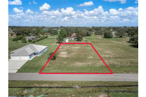 8141 COZUMEL LANE, SEBRING, FL 33876 Sold 06/26/25