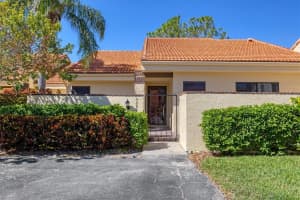 5339 HUNTINGWOOD COURT, SARASOTA, FL 34235 Sold 12/20/24