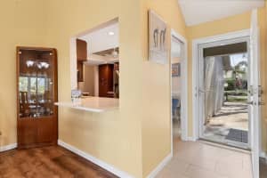 5363 CRESTLAKE BOULEVARD, SARASOTA, FL 34233 Sold 01/03/25