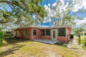 2831 MAYFLOWER STREET, SARASOTA, FL 34231 Sold 04/16/25