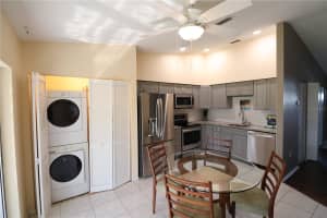 4105 33RD AVENUE DRIVE, BRADENTON, FL 34205 - MLS#MFRA4626992