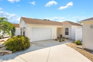 2476 KENMORE LANE, THE VILLAGES, FL 32162 Sold 02/14/25