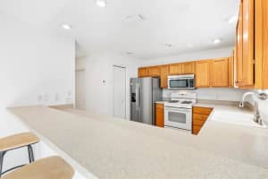 2476 KENMORE LANE, THE VILLAGES, FL 32162 Sold 02/14/25