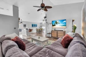 512 OBO DRIVE, DAVENPORT, FL 33896 Sold 01/13/25