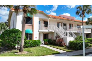 4382 MADEIRA COURT, SARASOTA, FL 34233 - MLS#MFRA4627081