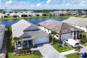 8067 SLIPWAY DRIVE, SARASOTA, FL 34240 Sold 01/20/25