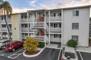 1546 LEISURE DRIVE, BRADENTON, FL 34207 Sold 12/30/24