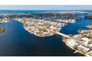 543 KEY ROYALE DRIVE, HOLMES BEACH, FL 34217 - MLS#MFRA4627140