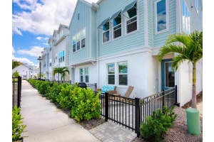 2308 LINDSTROM STREET, SARASOTA, FL 34237 Sold 03/21/25