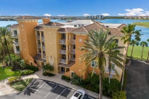 6474 WATERCREST WAY, LAKEWOOD RANCH, FL 34202 Sold 02/11/25