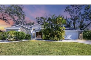 1755 OAK LAKES DRIVE, SARASOTA, FL 34232 Sold 04/10/25