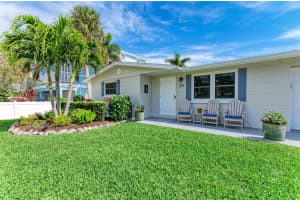 213 64TH STREET, HOLMES BEACH, FL 34217 Sold 12/06/24
