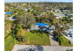 2209 OAK TERRACE, SARASOTA, FL 34231 Sold 02/25/25