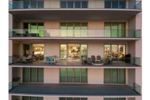 401 QUAY COMMONS #803, SARASOTA, FL 34236 Sold 06/03/25