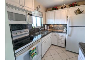 1833 SUNNY DRIVE, BRADENTON, FL 34207 Sold 05/01/25