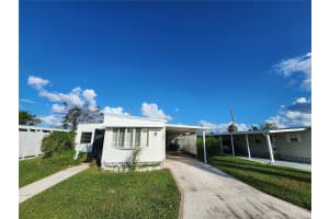 235 FREEPORT DRIVE, SARASOTA, FL 34233 Sold 09/08/25