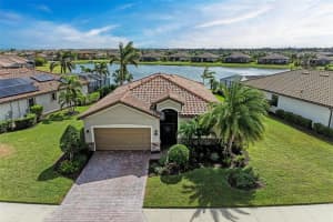 6547 WILLOWSHIRE WAY, BRADENTON, FL 34212 - MLS#MFRA4627452