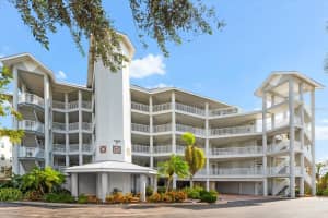1240 DOLPHIN BAY WAY, SARASOTA, FL 34242 Sold 01/23/25
