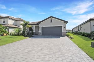 5225 BLUE CRUSH STREET, BRADENTON, FL 34211 - MLS#MFRA4627488