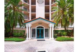 5430 EAGLES POINT CIRCLE, SARASOTA, FL 34231 Sold 01/17/25